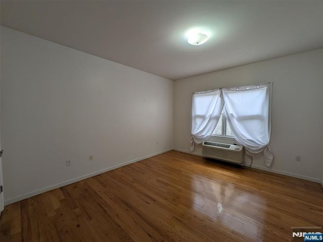 6708 Jackson Street 2, Guttenberg, NJ 07093