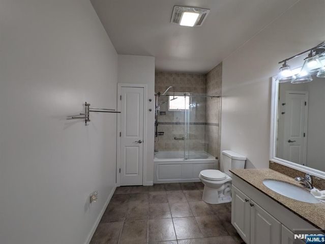 6708 Jackson Street 2, Guttenberg, NJ 07093