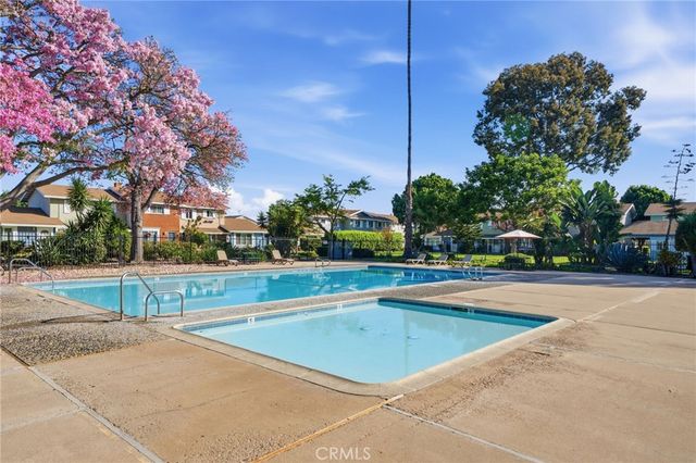 10132 Hull Drive, Huntington Beach, CA 92646