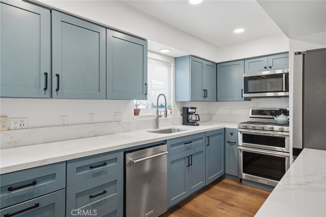 10132 Hull Drive, Huntington Beach, CA 92646