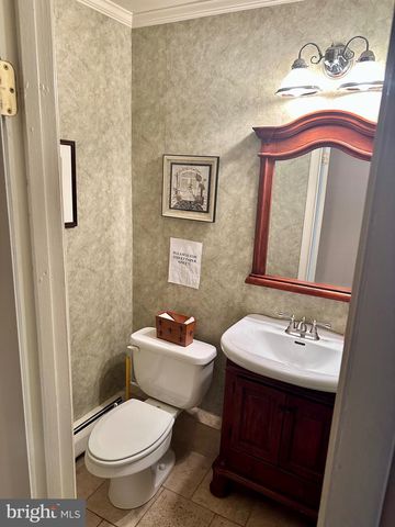 5248 TOWNSHIP LINE RD, Drexel Hill, PA 19026