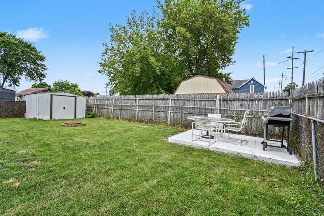 1009 22nd Street, Bay City, MI 48708
