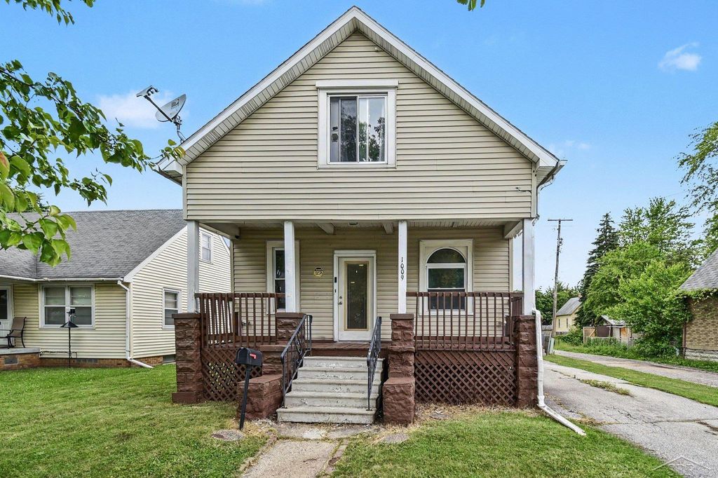 1009 22nd Street, Bay City, MI 48708