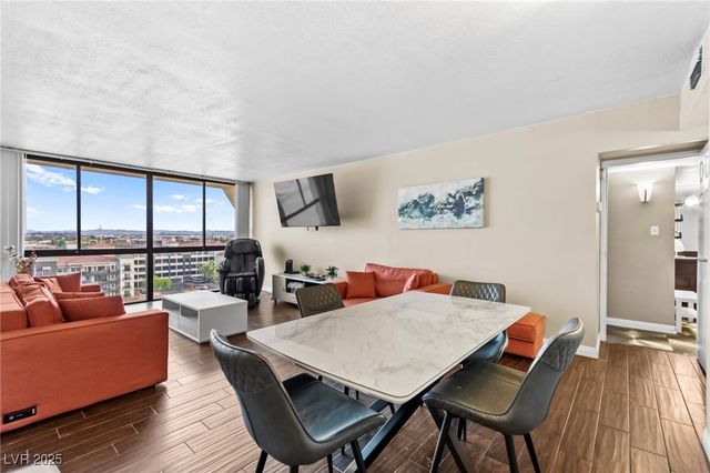 3930 University Center Drive 908, Las Vegas, NV 89119