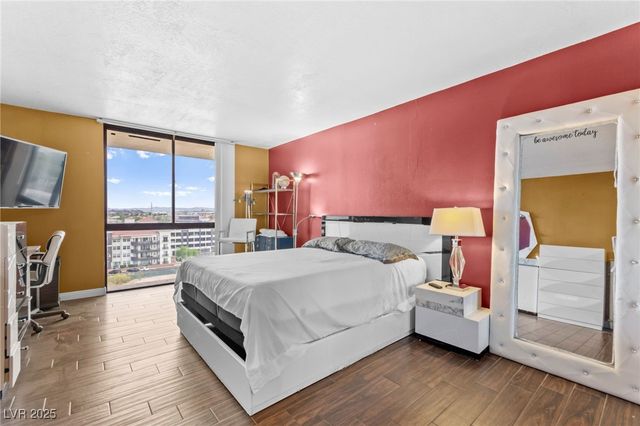 3930 University Center Drive 908, Las Vegas, NV 89119