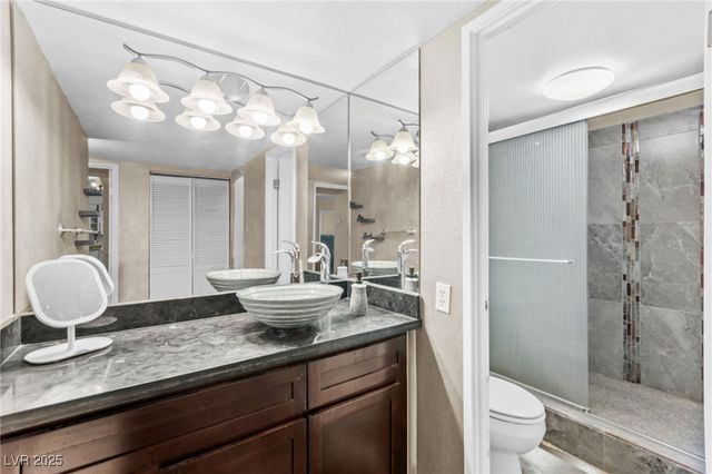 3930 University Center Drive 908, Las Vegas, NV 89119