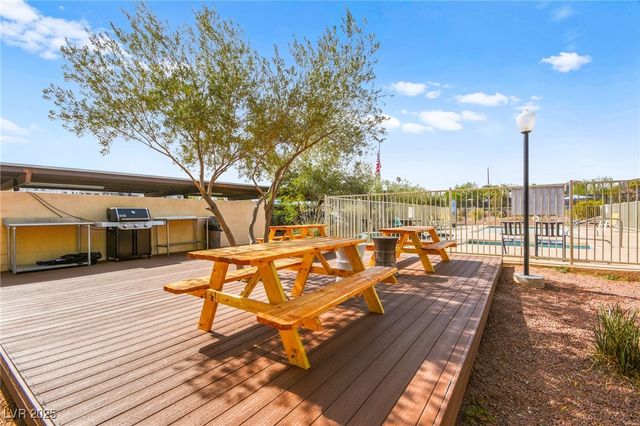 3930 University Center Drive 908, Las Vegas, NV 89119