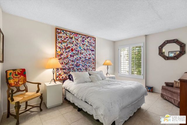 1050 E Ramon Road 15, Palm Springs, CA 92264