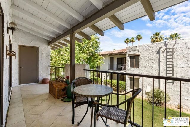 1050 E Ramon Road 15, Palm Springs, CA 92264