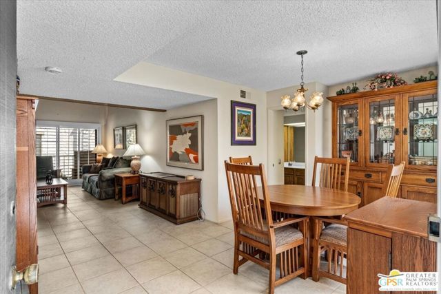 1050 E Ramon Road 15, Palm Springs, CA 92264