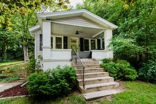 1054 Haines Street NW, Grand Rapids, MI 49504