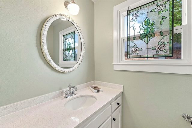 2505 W Orleans Drive, Rogers, AR 72758