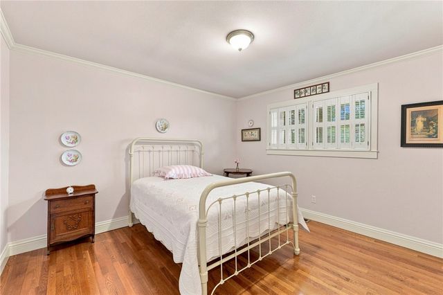 2505 W Orleans Drive, Rogers, AR 72758