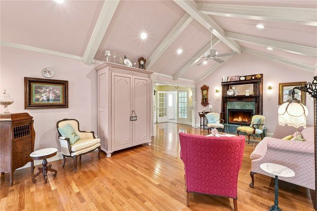 2505 W Orleans Drive, Rogers, AR 72758