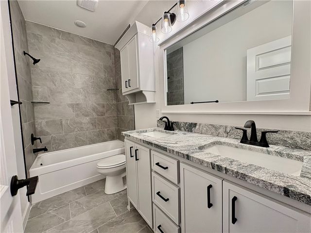 1808 Bugg Street, Pea Ridge, AR 72751