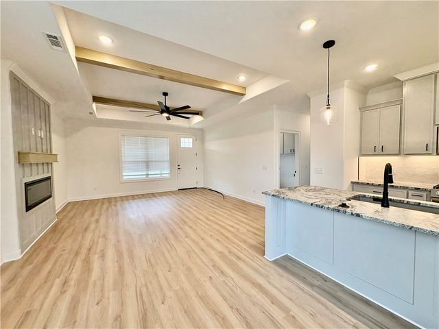1808 Bugg Street, Pea Ridge, AR 72751