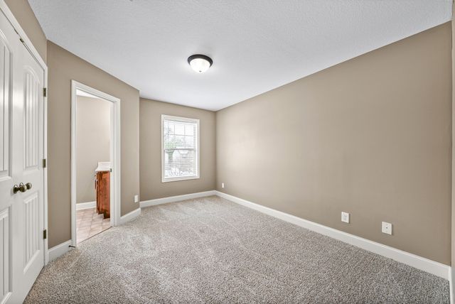 1761 Spring Water Dr Apt B, Clarksville, TN 37040