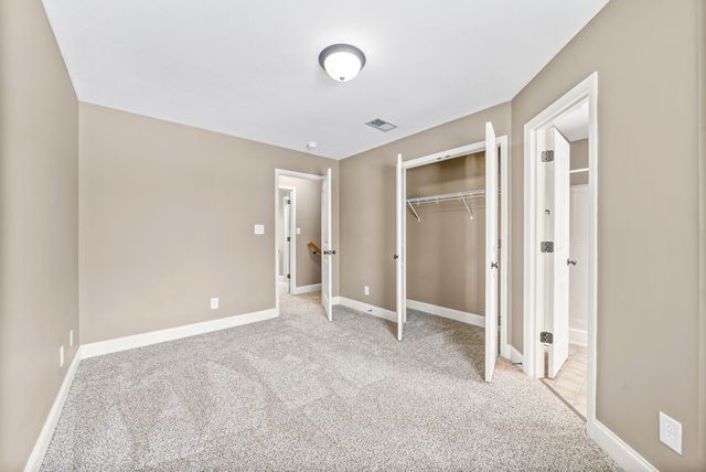 1761 Spring Water Dr Apt B, Clarksville, TN 37040