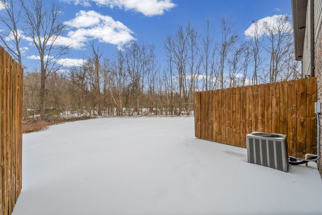 1761 Spring Water Dr Apt B, Clarksville, TN 37040