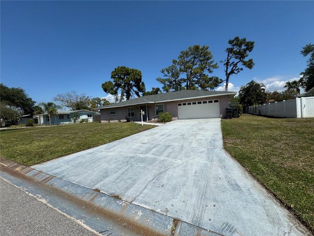 2003 48TH STREET W, Bradenton, FL 34209