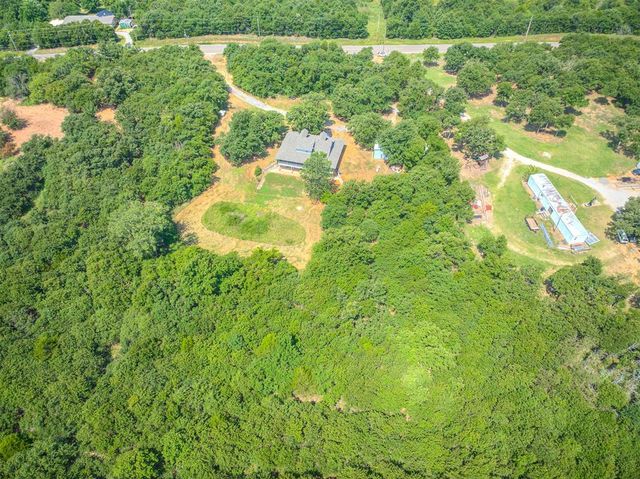 9424 S Triple X Road, Choctaw, OK 73020