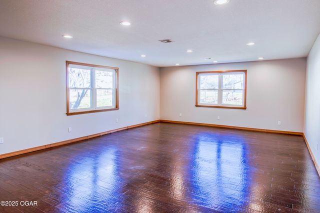 4101 College View Drive, Joplin, MO 64801