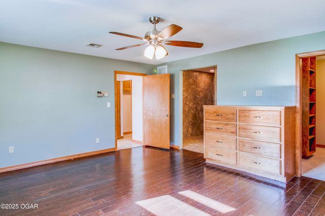 4101 College View Drive, Joplin, MO 64801