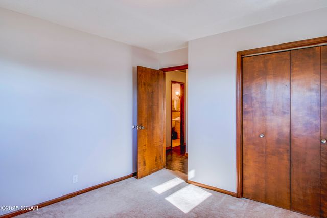 4101 College View Drive, Joplin, MO 64801