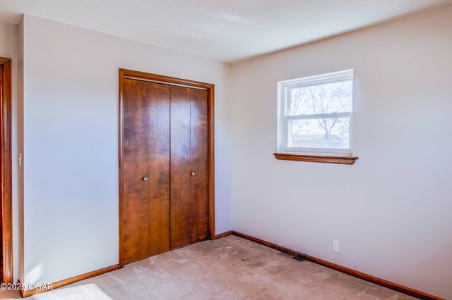 4101 College View Drive, Joplin, MO 64801