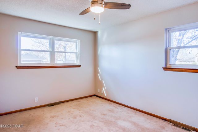 4101 College View Drive, Joplin, MO 64801