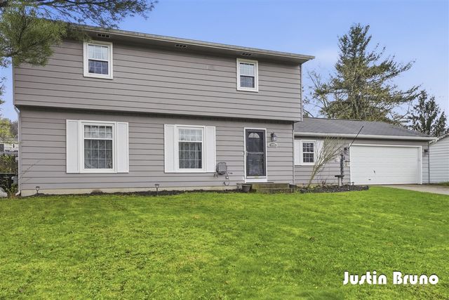 6866 Adaside Drive, Ada, MI 49301