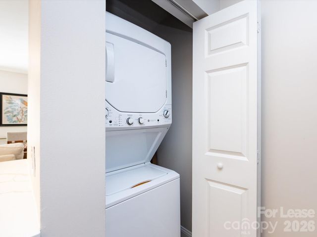 300 W 5th Street 248, Charlotte, NC 28202