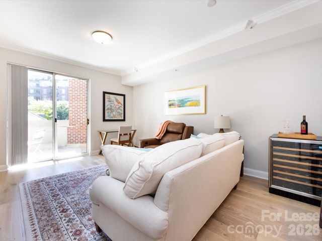 300 W 5th Street 248, Charlotte, NC 28202