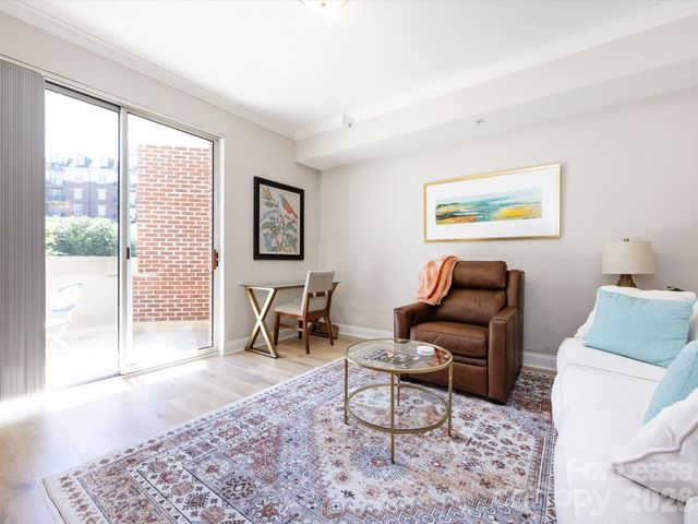 300 W 5th Street 248, Charlotte, NC 28202