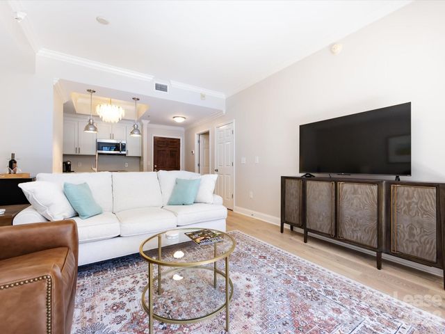 300 W 5th Street 248, Charlotte, NC 28202