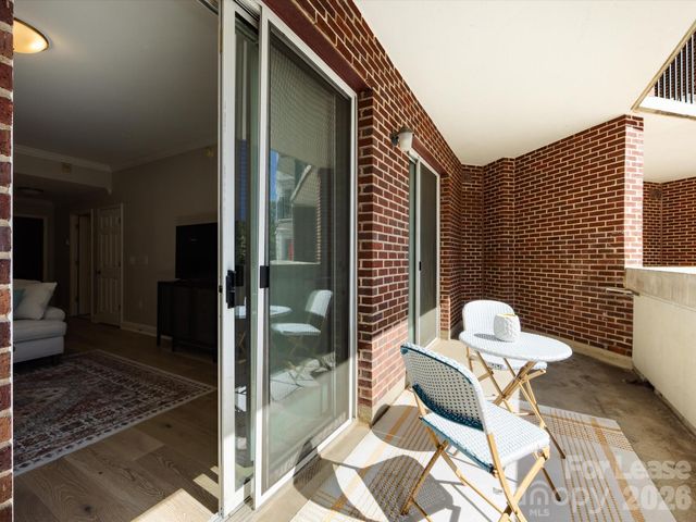 300 W 5th Street 248, Charlotte, NC 28202