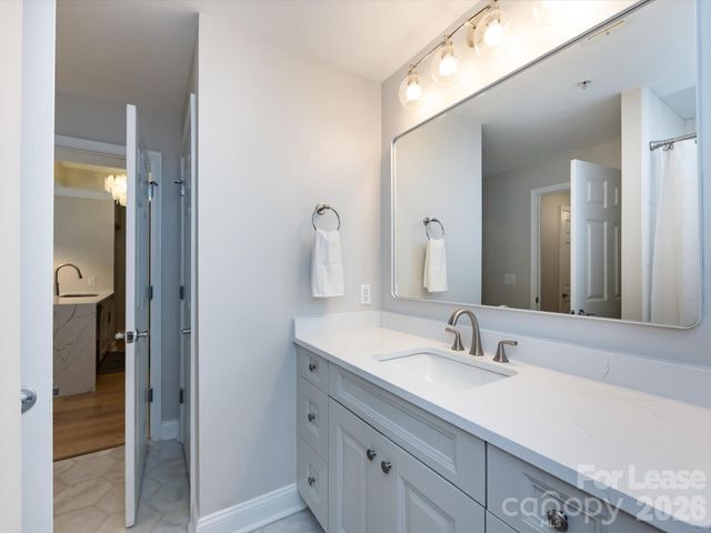 300 W 5th Street 248, Charlotte, NC 28202