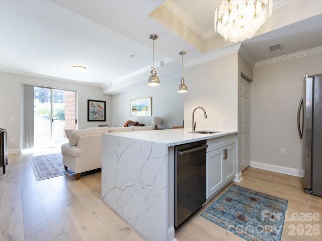 300 W 5th Street 248, Charlotte, NC 28202