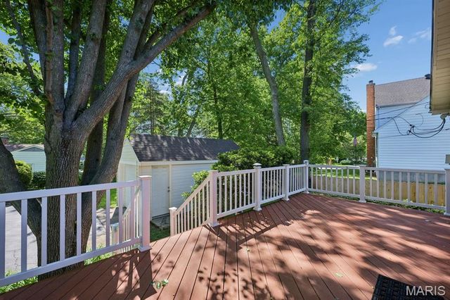 21 S Moreland Avenue, St Louis, MO 63122