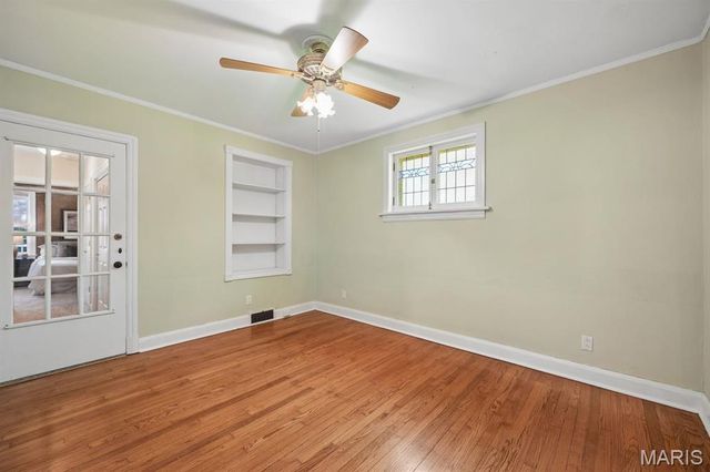 21 S Moreland Avenue, St Louis, MO 63122