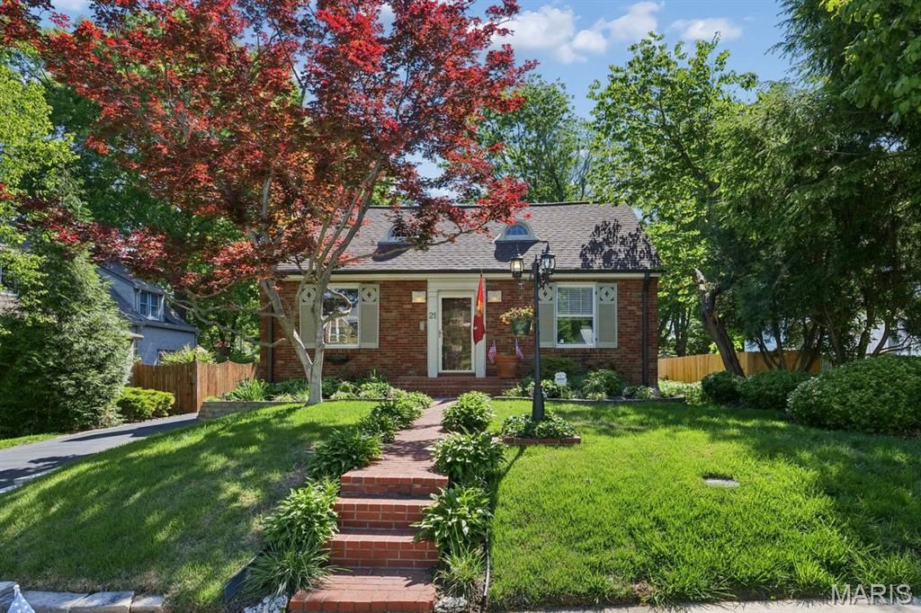 21 S Moreland Avenue, St Louis, MO 63122