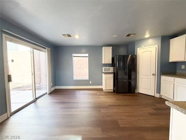 709 Jewel Tower Street, Las Vegas, NV 89178