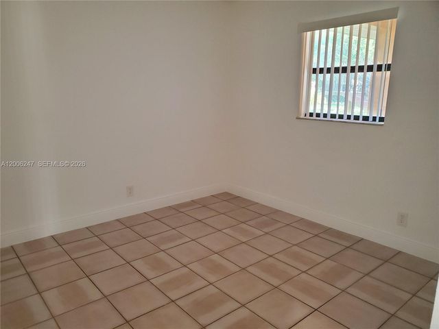 9203 NW 38th Dr 2, Coral Springs, FL 33065