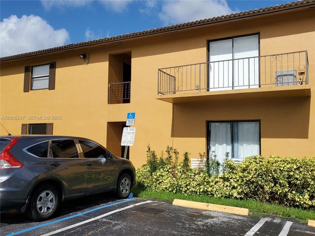 9203 NW 38th Dr 2, Coral Springs, FL 33065