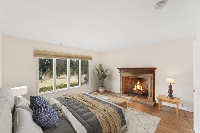 S52W33462 Red Fox WAY, North Prairie, WI 53153