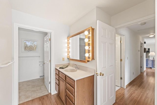 S52W33462 Red Fox WAY, North Prairie, WI 53153