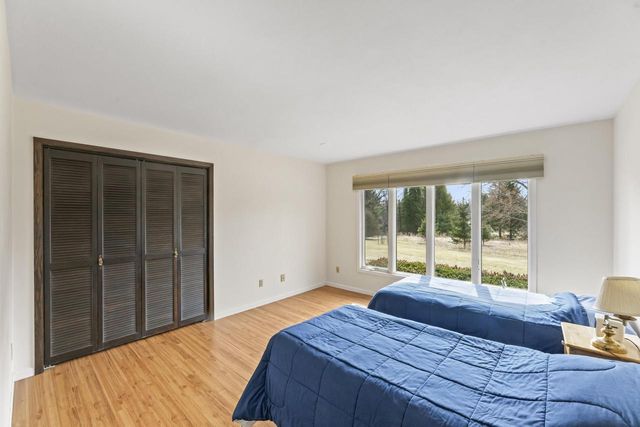 S52W33462 Red Fox WAY, North Prairie, WI 53153