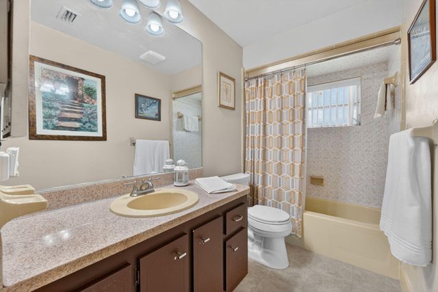 1211 NW 44th Street, Deerfield Beach, FL 33064