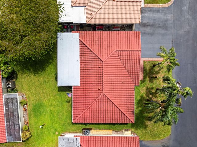 1211 NW 44th Street, Deerfield Beach, FL 33064