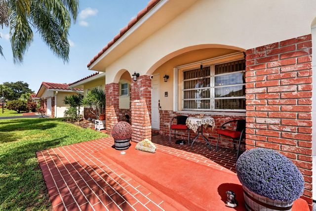 1211 NW 44th Street, Deerfield Beach, FL 33064